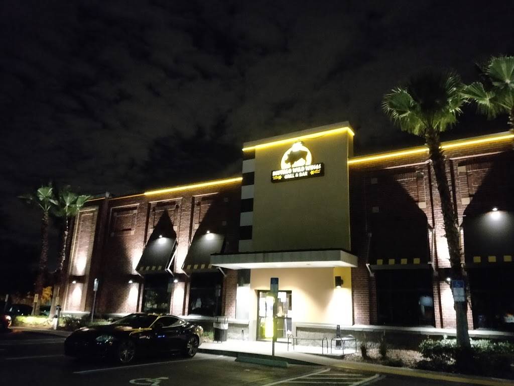 Buffalo Wild Wings | restaurant | 11400 University Blvd, Orlando, FL 32817, USA | 4072504880 OR +1 407-250-4880