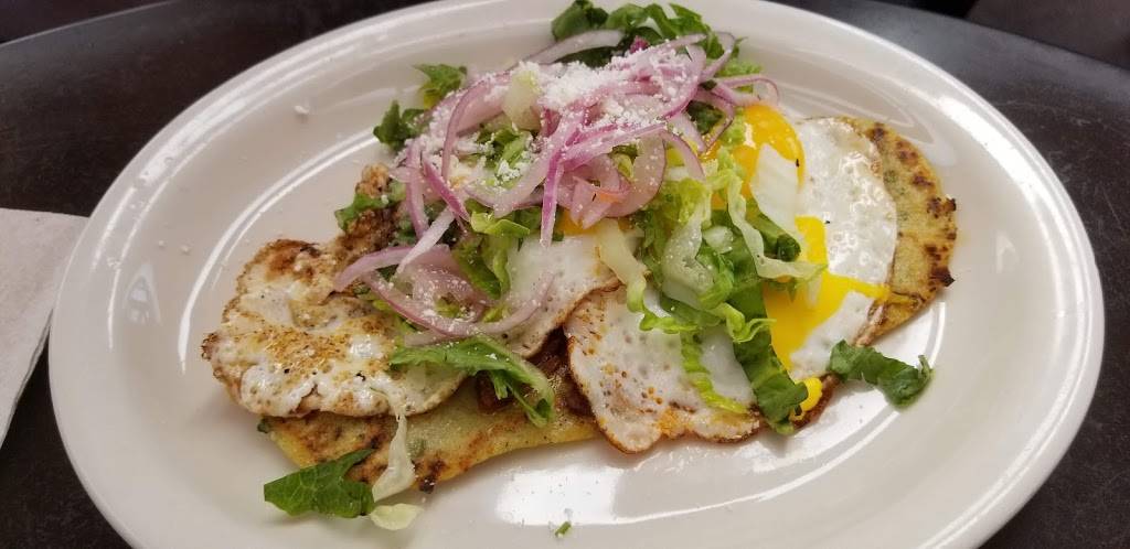 El Techo | restaurant | 2516 Mission St, San Francisco, CA 94110, USA | 4155506970 OR +1 415-550-6970