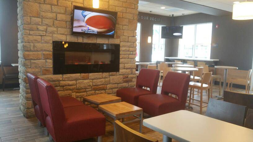 Wendys | restaurant | 1316 Washington St, Hanover, MA 02339, USA | 7818266754 OR +1 781-826-6754