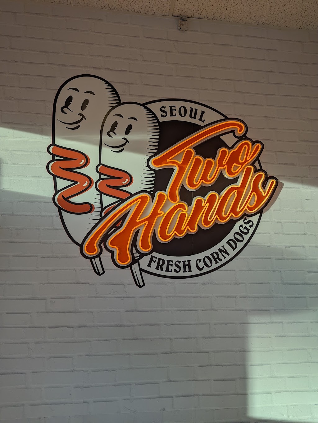 Two Hands Corn Dog San Marcos | restaurant | 997 W San Marcos Blvd STE 107, San Marcos, CA 92078, USA | 7602903068 OR +1 760-290-3068