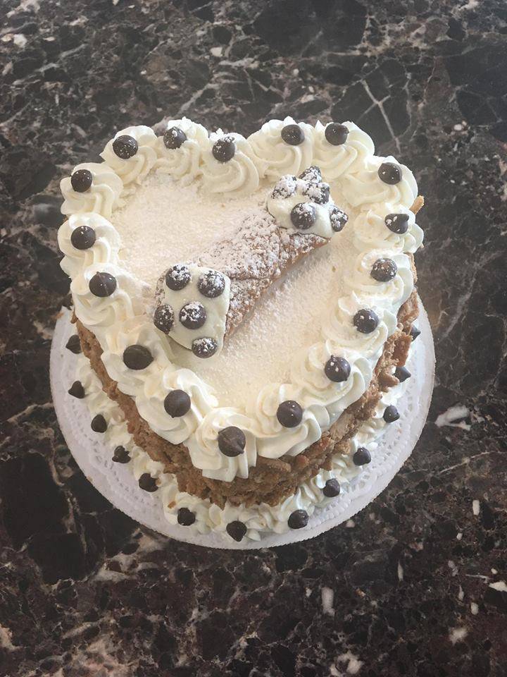 The Bakery On The Ave | bakery | 1083 Farmington Ave, Berlin, CT 06037, USA | 8608298883 OR +1 860-829-8883