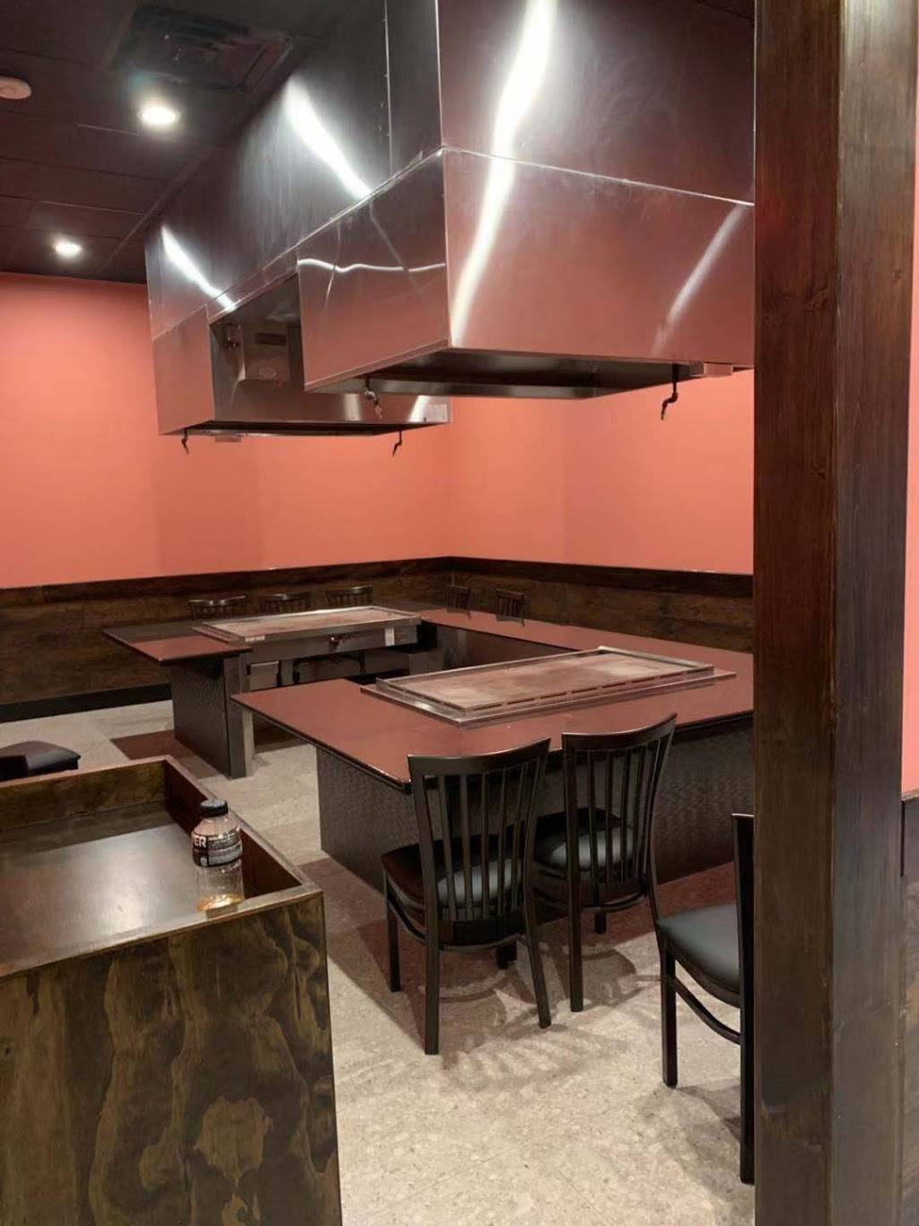 Raku Hibachi&Sushi | restaurant | 348 Commons Dr, Parkesburg, PA 19365, USA | 4847125667 OR +1 484-712-5667