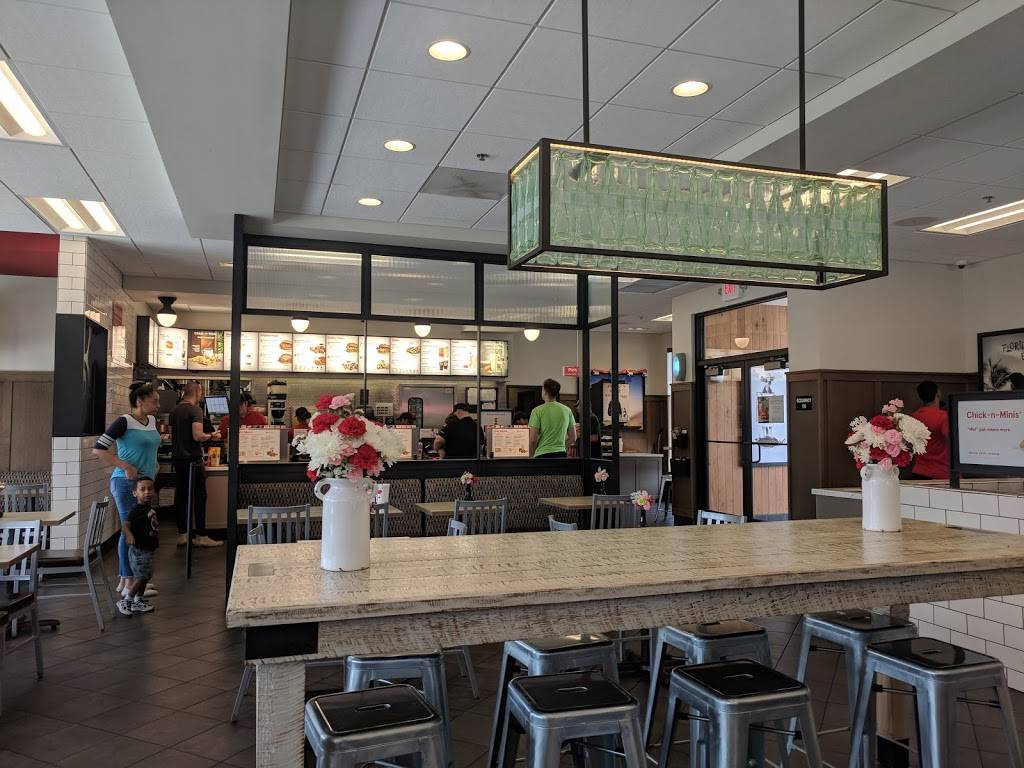 Chick-fil-A | restaurant | 2010 Bloomingdale Ave, Valrico, FL 33596, USA | 8135710569 OR +1 813-571-0569