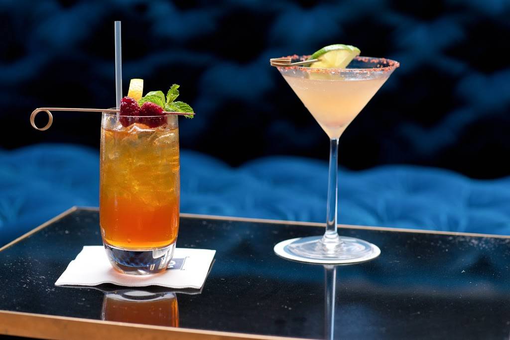 Lounge 31 | night club | 87 Highland Park Village, Dallas, TX 75205, USA | 2144203900 OR +1 214-420-3900