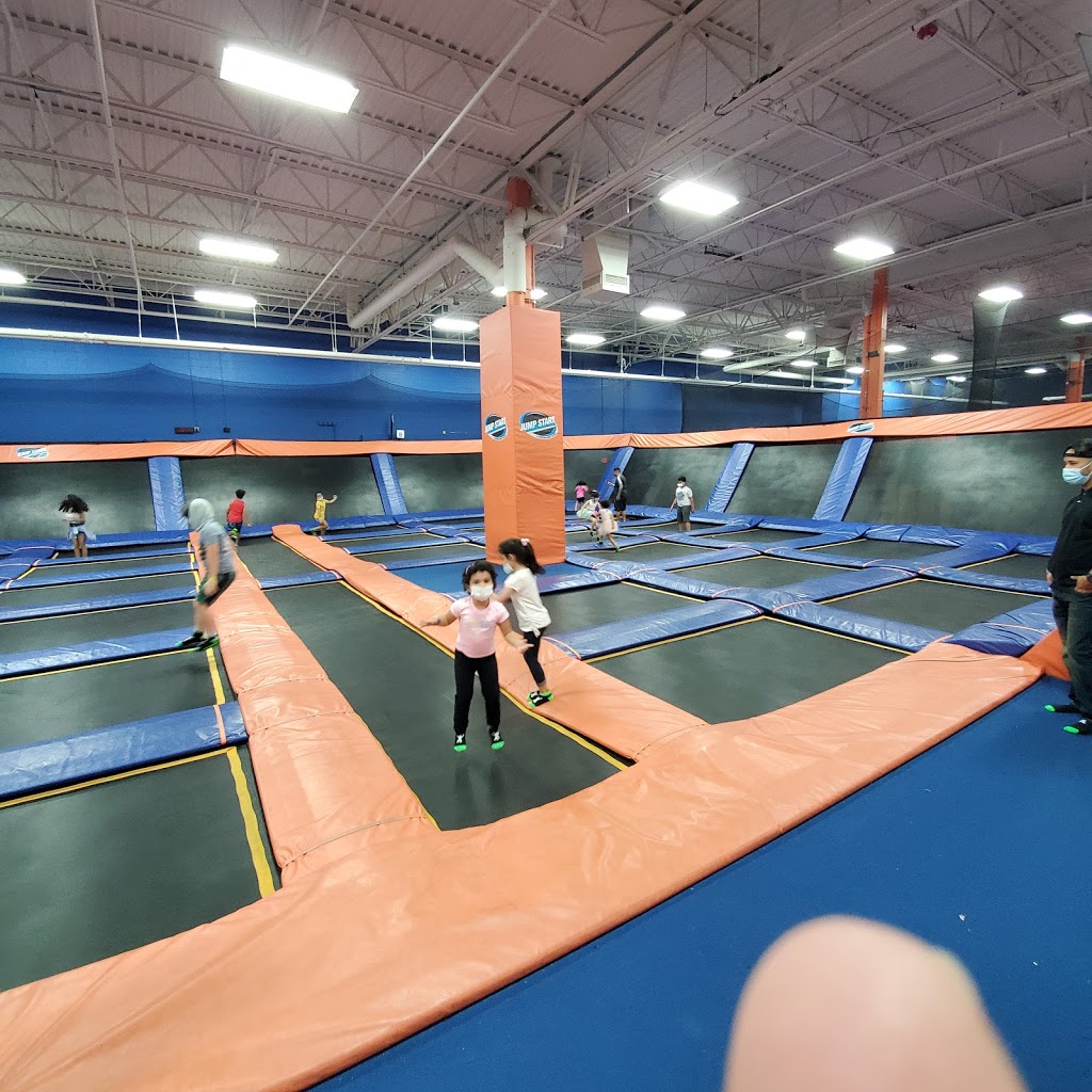 Jump Start - Trampoline Park at Dezerland Park Orlando | restaurant | Dezerland Park, 5250 International Dr, Orlando, FL 32819, USA | 3217541700 OR +1 321-754-1700