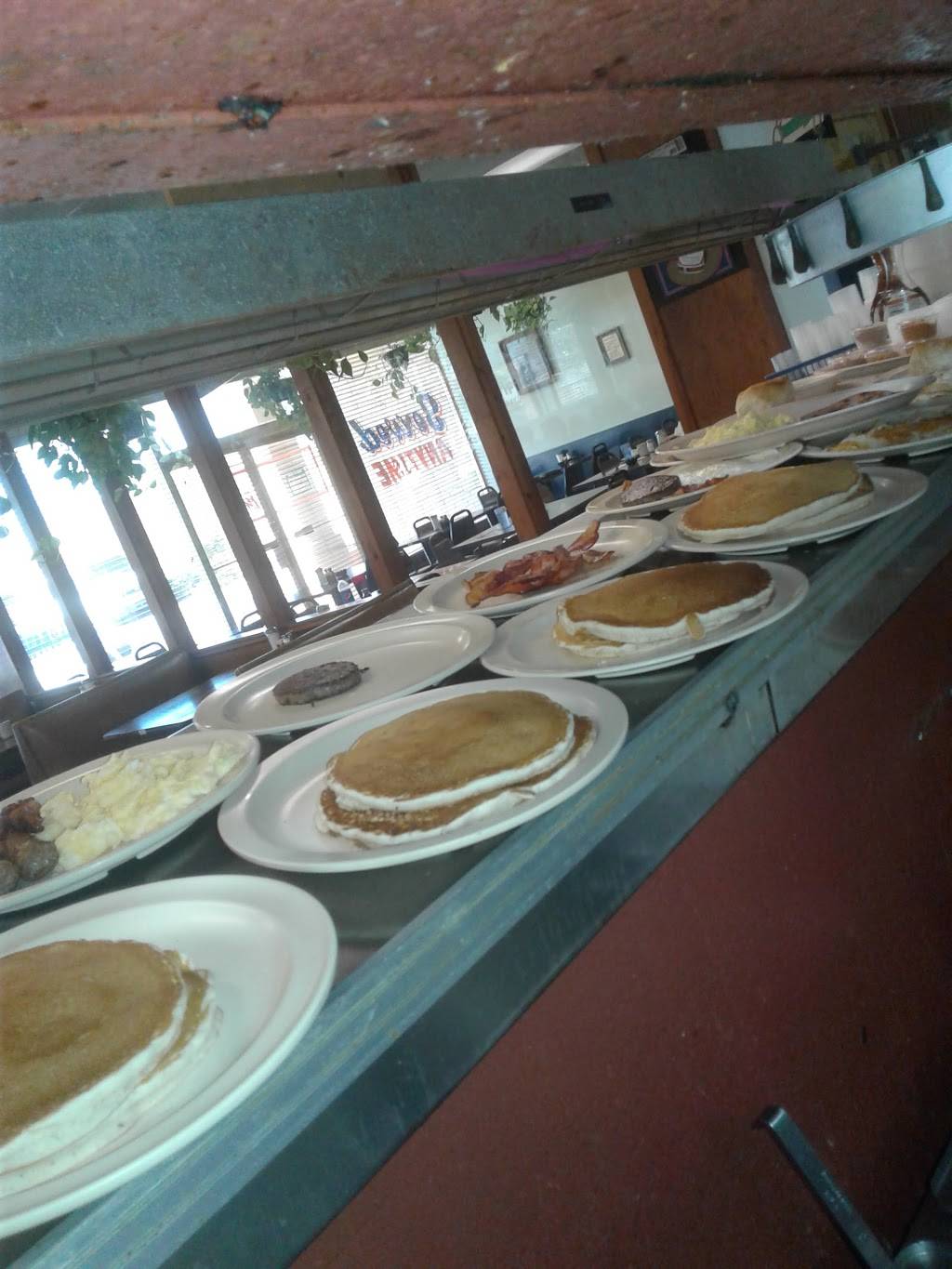 Moes Place | restaurant | 5012 N MacArthur Blvd, Warr Acres, OK 73122, USA | 4054957030 OR +1 405-495-7030