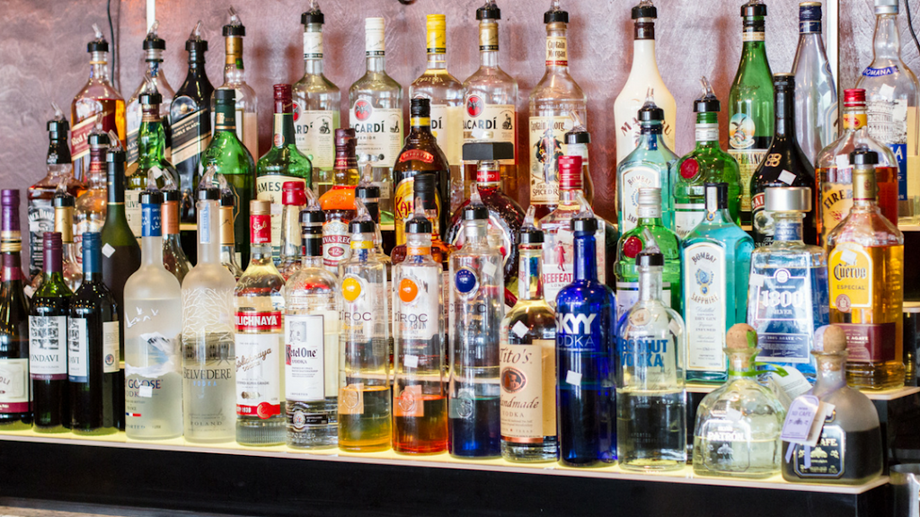 Checheho Ethiopian Restaurant | restaurant | 5820 Seminary Rd, Falls Church, VA 22041, USA | 7033416555 OR +1 703-341-6555