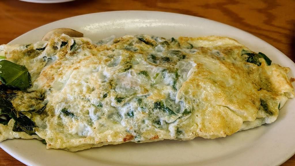 Harriettes Restaurant | restaurant | 95710 Overseas Hwy, Key Largo, FL 33037, USA | 3058528689 OR +1 305-852-8689