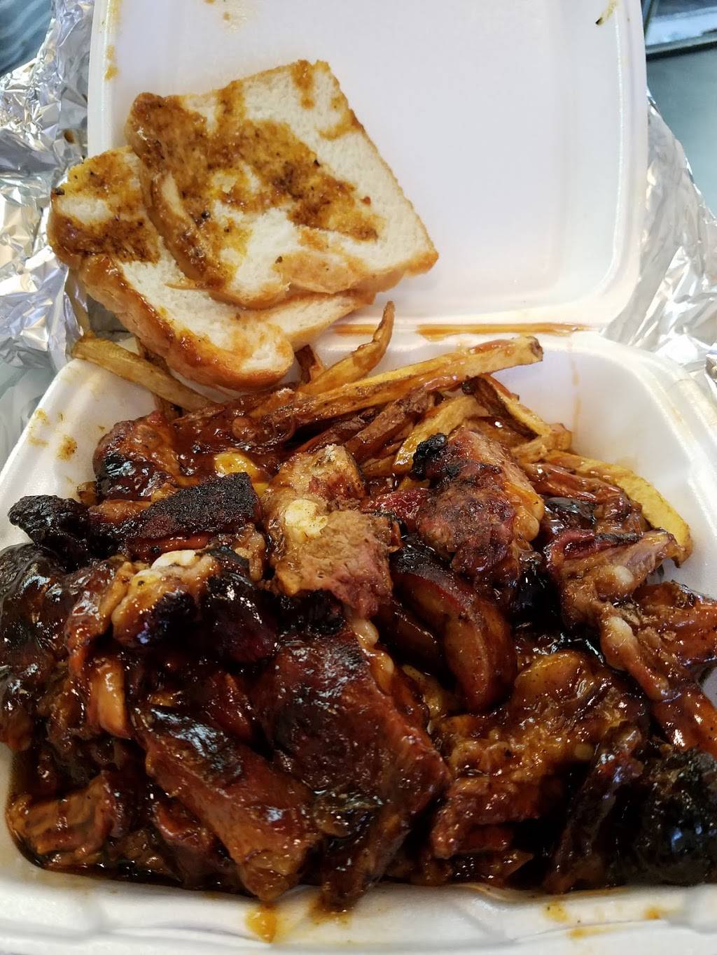 Rickette’ s world famous | restaurant | 8601 S Stony Island Ave, Chicago, IL 60617, USA | 7733365151 OR +1 773-336-5151