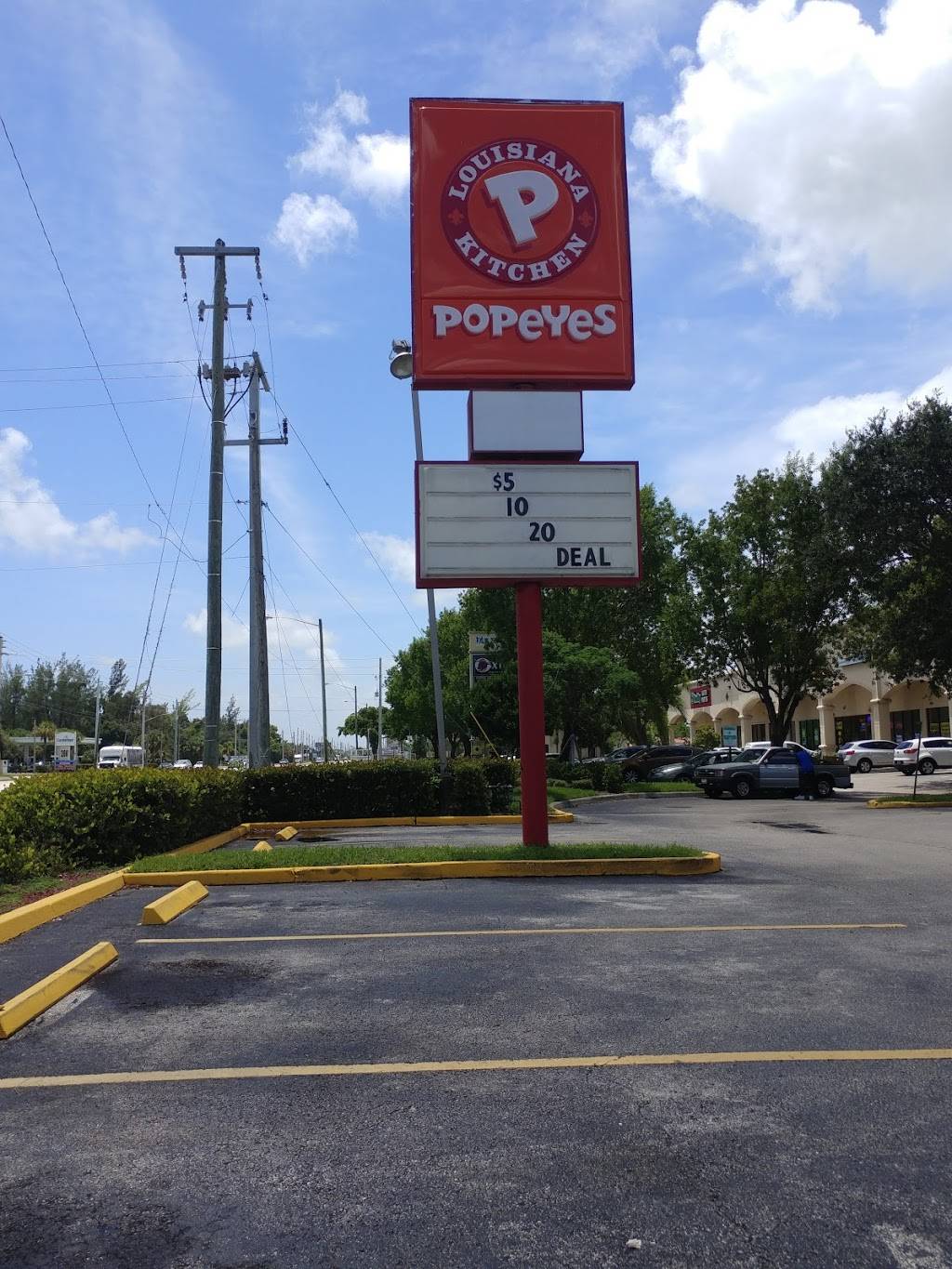 Popeyes Louisiana Kitchen | restaurant | 2825 N Military Trl, West Palm Beach, FL 33409, USA | 5616897767 OR +1 561-689-7767