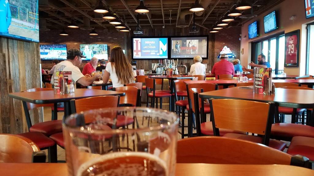 Native Grill & Wings | restaurant | 10255 E Old Vail Rd, Tucson, AZ 85747, USA | 5208228394 OR +1 520-822-8394