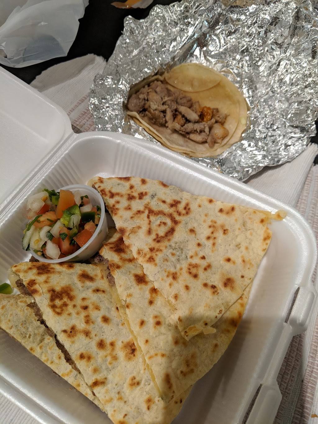 El Torito Oaxaqueño | restaurant | 11718 CA-2, Los Angeles, CA 90025, USA | 2137491147 OR +1 213-749-1147