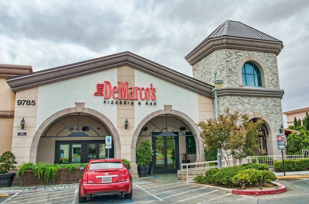 Dom Demarcos Pizzeria | restaurant | 9785 W Charleston Blvd, Las Vegas, NV 89117, USA | 7025707000 OR +1 702-570-7000