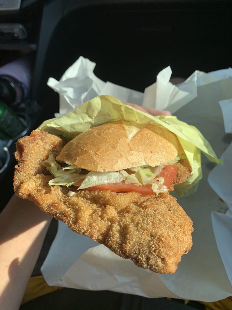 Furnos Pizza and empanadas | restaurant | 1515 N Mountain Ave D, Ontario, CA 91762, USA | 9097815615 OR +1 909-781-5615