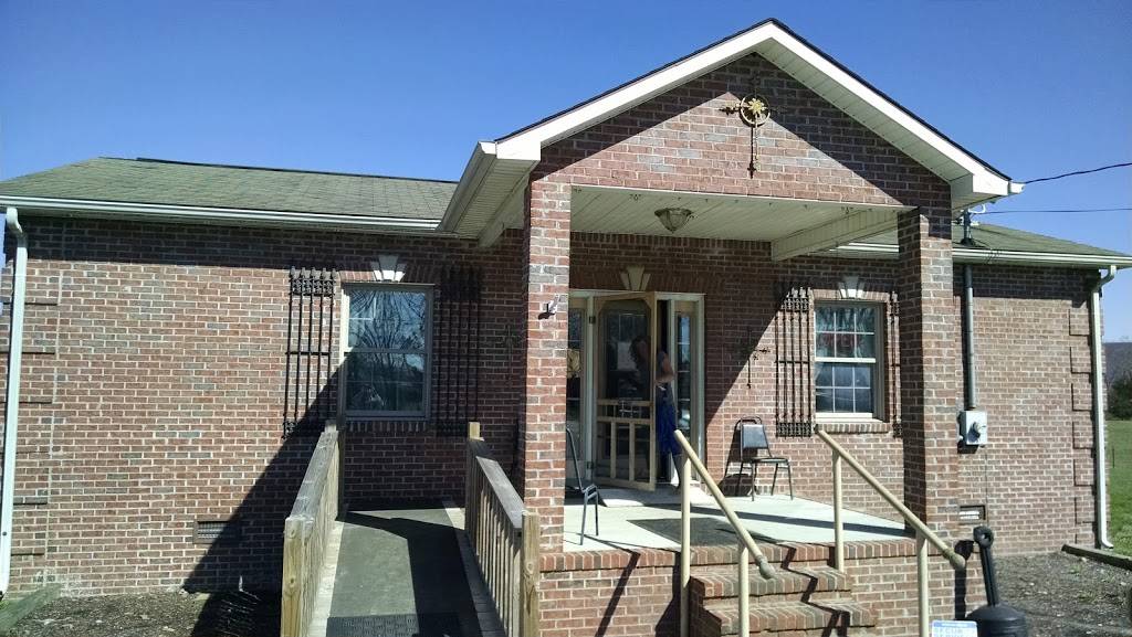 Tesss Kitchen Cafe | restaurant | 1553 US-41, Pelham, TN 37366, USA | 9314678113 OR +1 931-467-8113