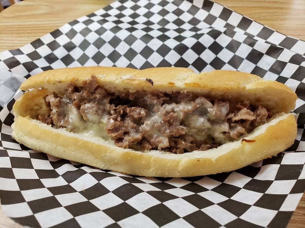 Erwins Philly Cheese Steak | restaurant | 4030 Hoyt Ave, Everett, WA 98201, USA | 4252524444 OR +1 425-252-4444