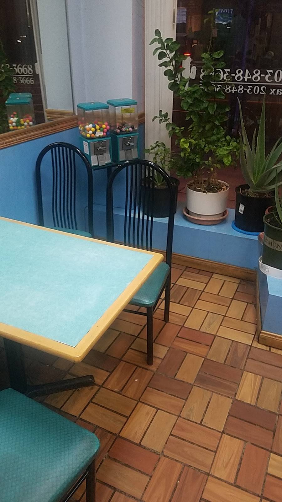 Taco King | restaurant | 2379 Whitney Ave, Hamden, CT 06518, USA | 2038483668 OR +1 203-848-3668