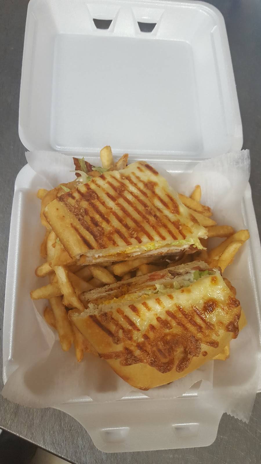 Bella Milano Pizza | meal delivery | 29 St James Blvd, Springfield, MA 01104, USA | 4137464700 OR +1 413-746-4700