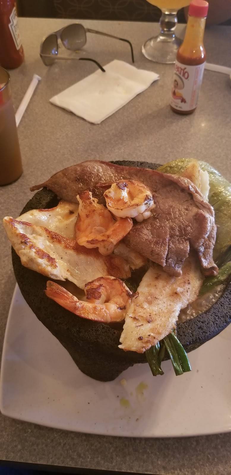 El Malecon | restaurant | 3829 Foothill Blvd, Oakland, CA 94601, USA | 5105366898 OR +1 510-536-6898