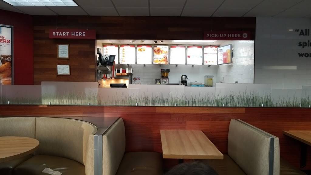 Wendys | restaurant | 714 Upper Glen Street, Queensbury, NY 12804, USA | 5187923939 OR +1 518-792-3939