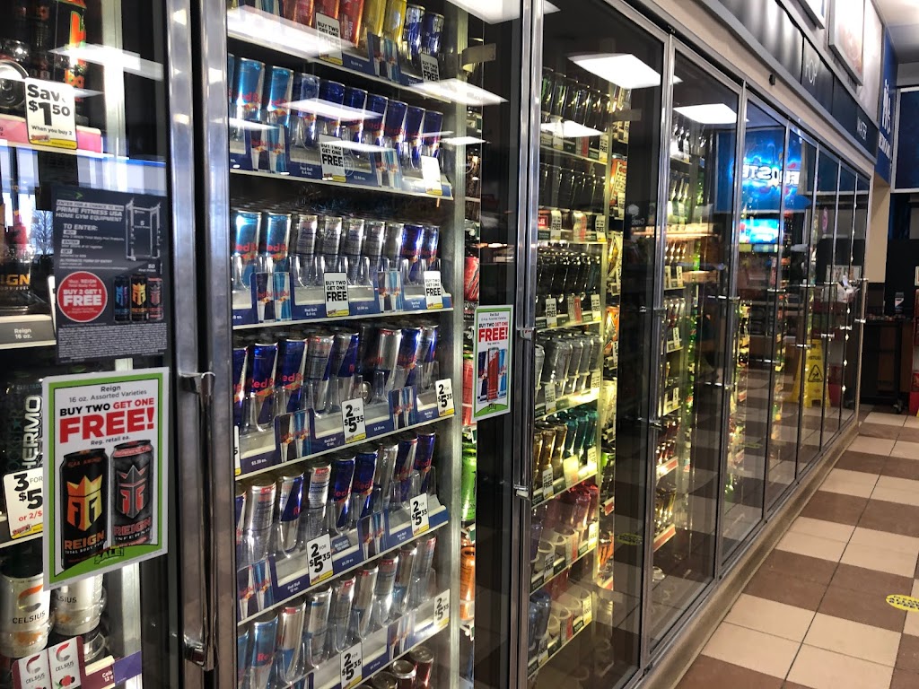 Holiday Stationstores | cafe | 110 Oakwood Dr E, Monticello, MN 55362, USA | 7632953675 OR +1 763-295-3675