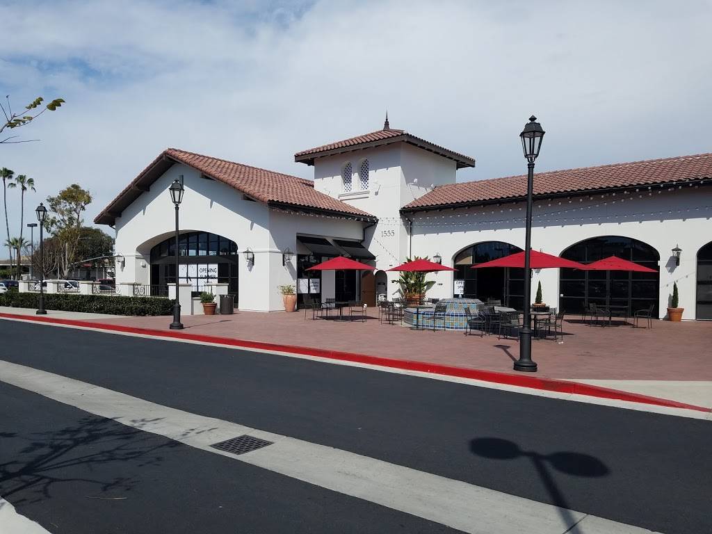 Kenwoods Kitchen and Tap | restaurant | 1555 Adams Ave #100, Costa Mesa, CA 92626, USA | 9095521800 OR +1 909-552-1800