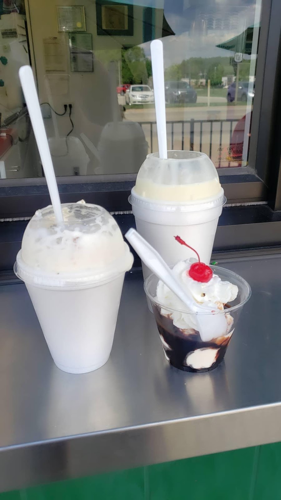 Billys Ice Cream Store | restaurant | 308 Nile Kinnick Dr S, Adel, IA 50003, USA | 5152382302 OR +1 515-238-2302