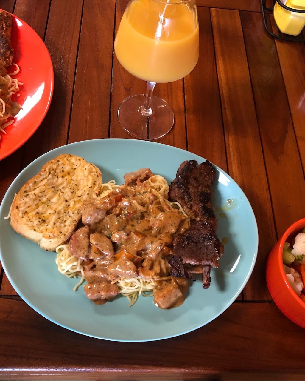 Floating Island | restaurant | 9511 Chef Menteur Hwy #103, New Orleans, LA 70127, USA | 5042144199 OR +1 504-214-4199