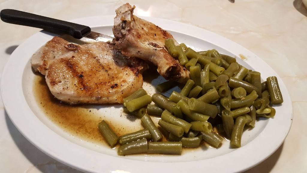 Big Apple Family Restaurant | restaurant | 2136 N Main St, Princeton, IL 61356, USA | 8158753637 OR +1 815-875-3637