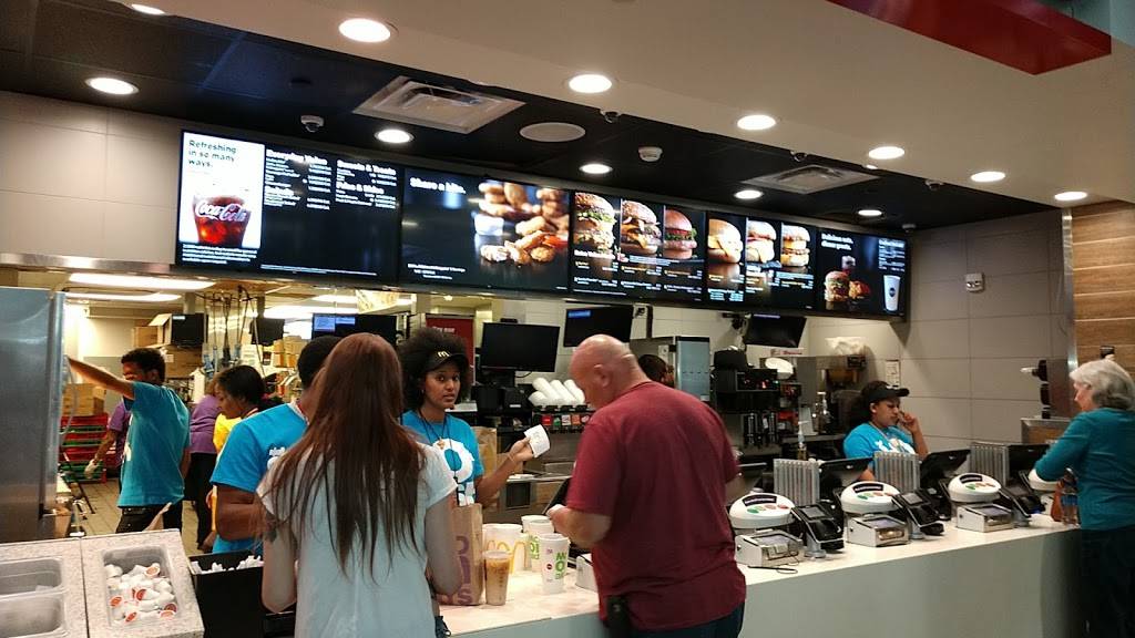 McDonalds | cafe | 8400 Peña Blvd, Denver, CO 80249, USA | 3033429052 OR +1 303-342-9052