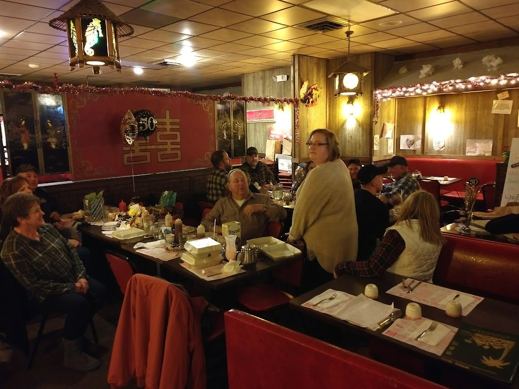 Wing Wah | restaurant | 60 Main St, Lincoln, ME 04457, USA | 2077943001 OR +1 207-794-3001