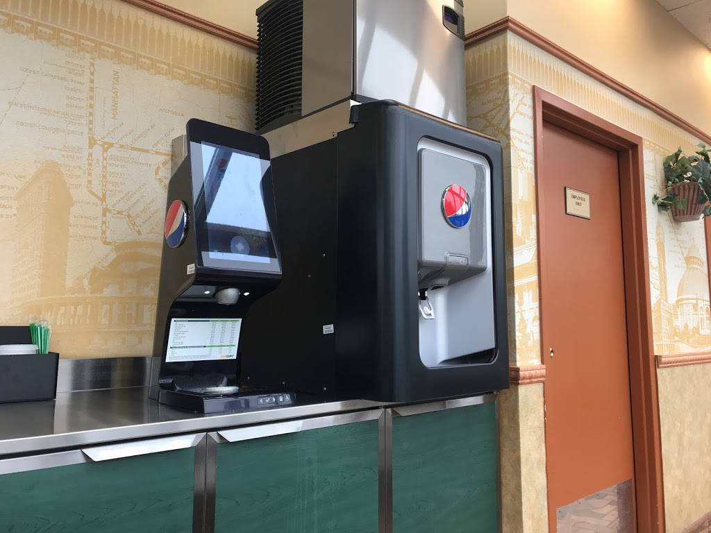 Subway | restaurant | 5 Shields Ct #102, Markham, ON L3R 0G3, Canada | 9059406111 OR +1 905-940-6111