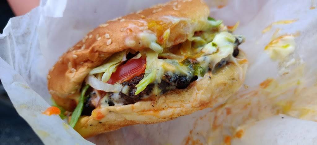 John Andersons Hamburgers | restaurant | 2832 Victoria Park Ave, North York, ON M2J 4A8, Canada | 4164988515 OR +1 416-498-8515