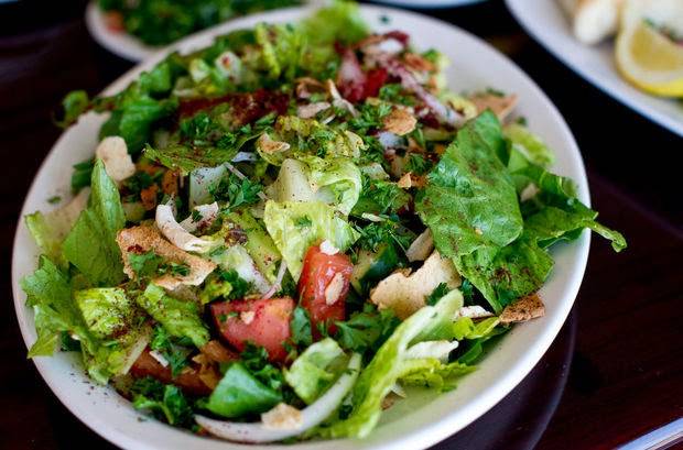 Sheshco Mediterranean Grill | restaurant | 2121 Celebration Dr NE #700, Grand Rapids, MI 49525, USA | 6163640600 OR +1 616-364-0600