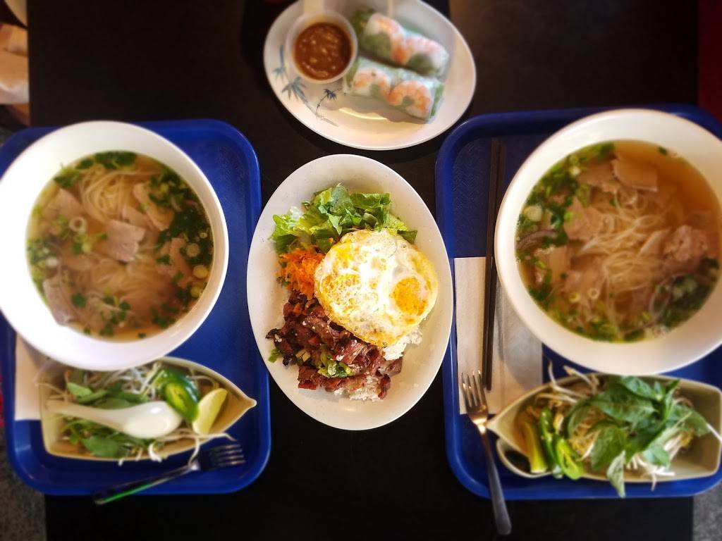 Bourays Pho & grill | restaurant | 609 Clay St, Houston, TX 77002, USA | 7136525999 OR +1 713-652-5999