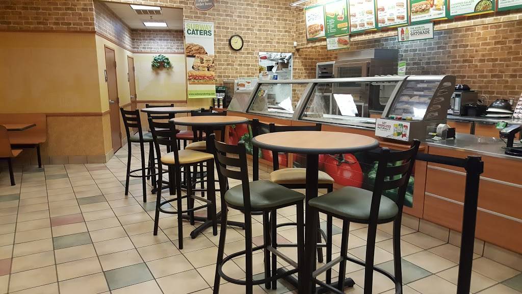 Subway Restaurants | restaurant | 3225 Harwood Rd, Harwood Oaks Plaza Suite D, Bedford, TX 76021, USA | 8176850074 OR +1 817-685-0074