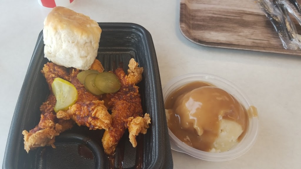 KFC | restaurant | 280 NE Beacon Dr, Grants Pass, OR 97526, USA | 5414795574 OR +1 541-479-5574