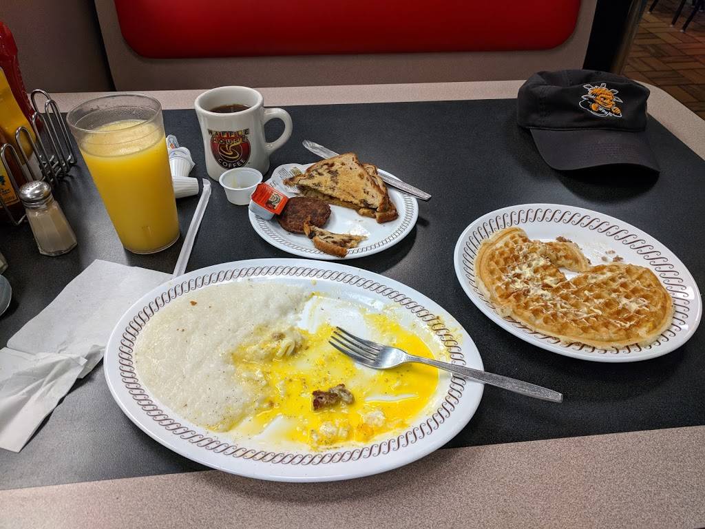 Waffle House | meal takeaway | 3309 Queen City Dr, Charlotte, NC 28208, USA | 7043995207 OR +1 704-399-5207