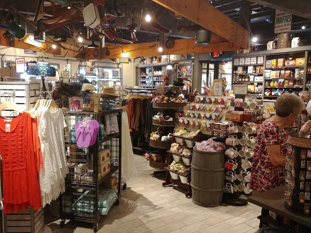 Cracker Barrel Old Country Store | restaurant | 1740 Scenic Hwy N, Snellville, GA 30078, USA | 7707367763 OR +1 770-736-7763