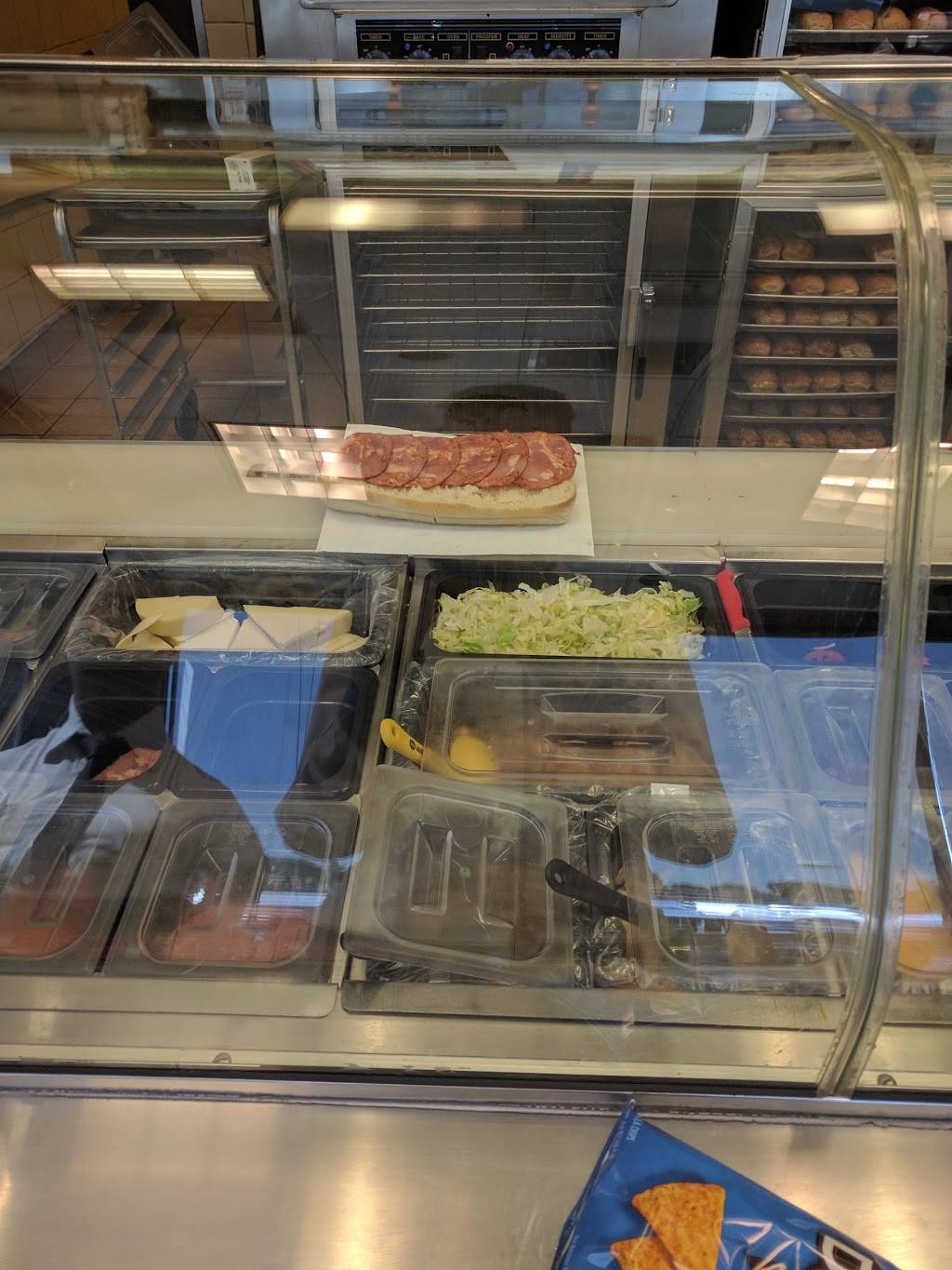 Subway Restaurants | restaurant | 11713 Ventura Blvd, Studio City, CA 91604, USA | 8185059321 OR +1 818-505-9321