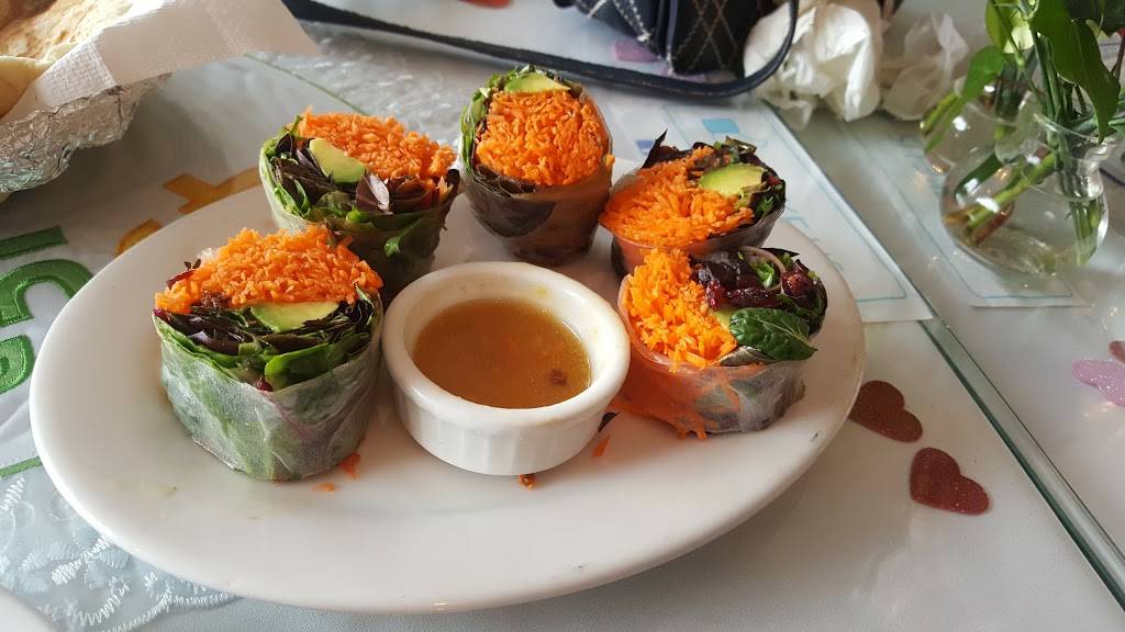 Pearl of the Ocean | restaurant | 736 Water St, Santa Cruz, CA 95060, USA | 8314572350 OR +1 831-457-2350