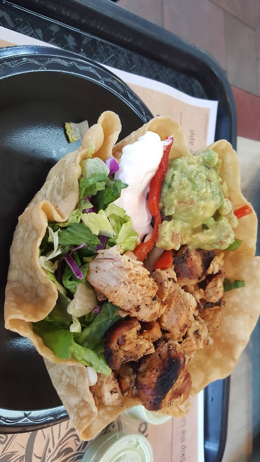 El Pollo Loco | restaurant | 2331 California Ave, Corona, CA 92881, USA | 9512731592 OR +1 951-273-1592