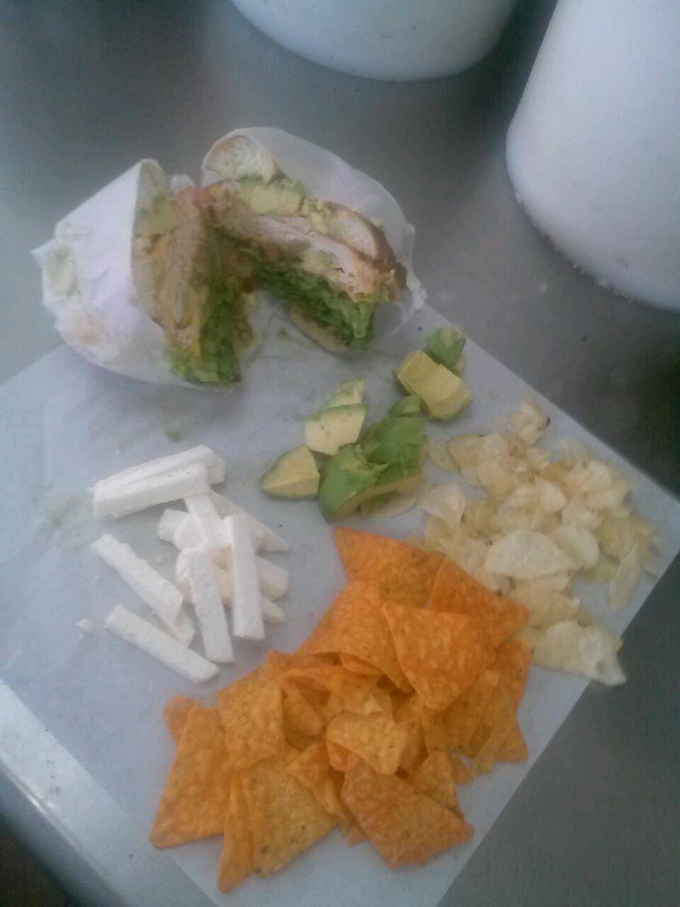 Yum Yum | cafe | 1608 Hoover St, Los Angeles, CA 90006, USA | 2137454460 OR +1 213-745-4460