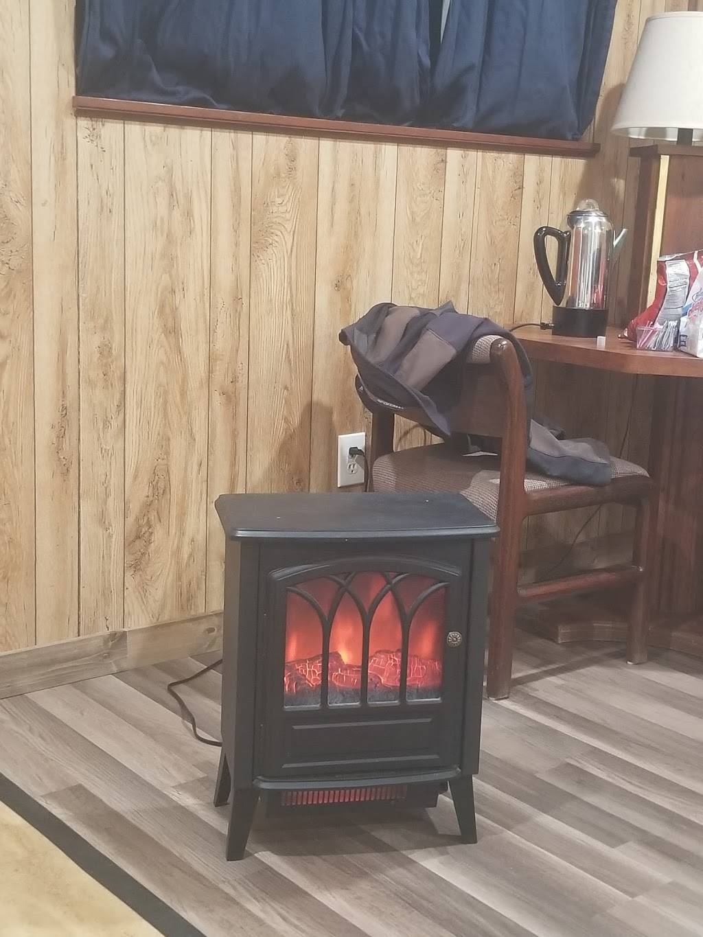 Gulfway Motel & Restaurant | restaurant | 1365 TX-124, High Island, TX 77623, USA | 4092865217 OR +1 409-286-5217