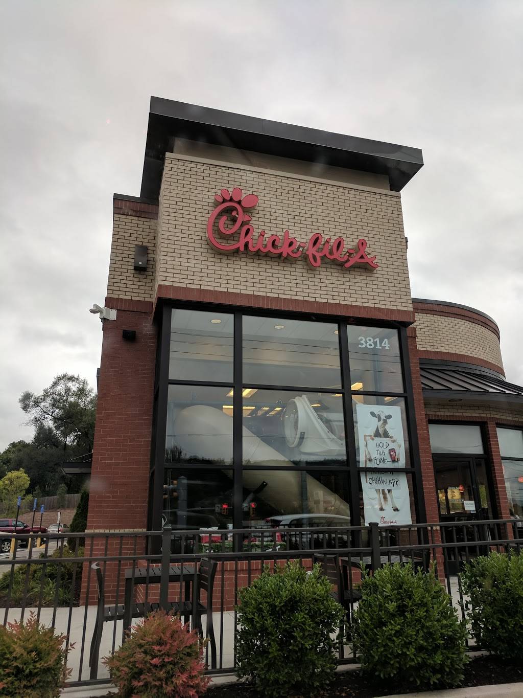 Chick-fil-A | restaurant | 3814 Challenger Ave NE, Roanoke, VA 24012, USA | 5406854255 OR +1 540-685-4255