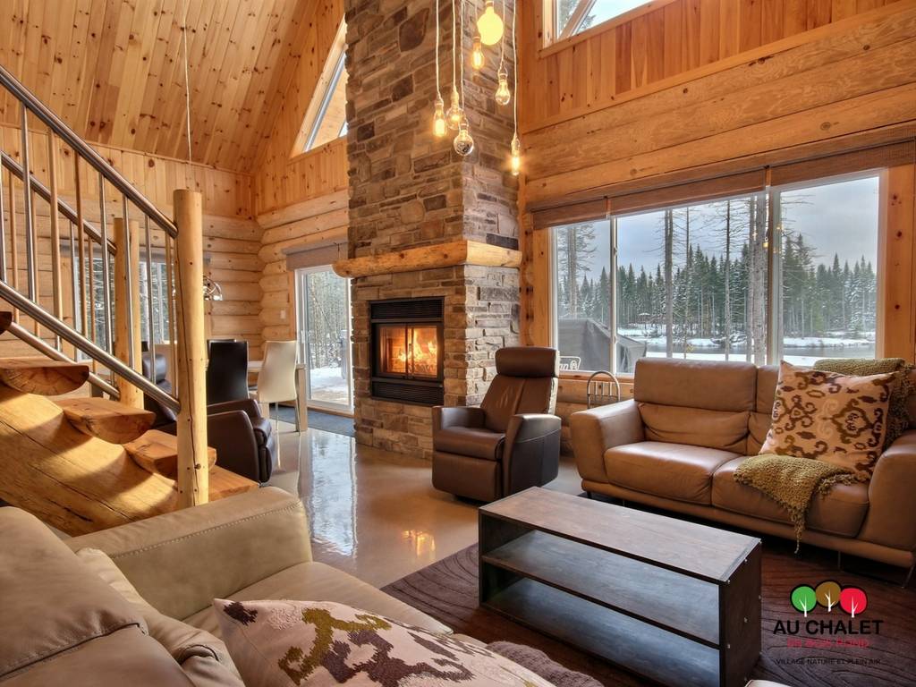 Au Chalet en Bois Rond | restaurant | 325 Rang Saint Jacques, Sainte-Christine-dAuvergne, QC G0A 1A0, Canada | 4183291233 OR +1 418-329-1233