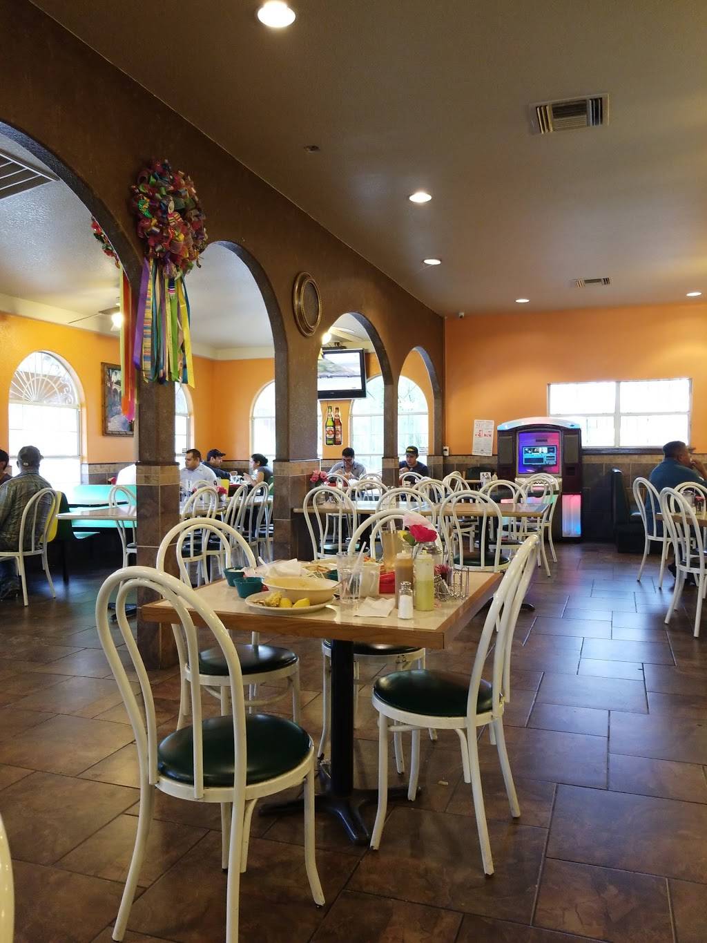 Taqueria Vallarta | restaurant | 3219 Blanco Rd, San Antonio, TX 78212, USA | 2107370797 OR +1 210-737-0797