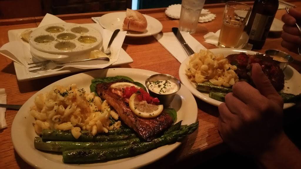 Robbies Restaurant | restaurant | 122 N Merchant St, Decatur, IL 62523, USA | 2174230448 OR +1 217-423-0448