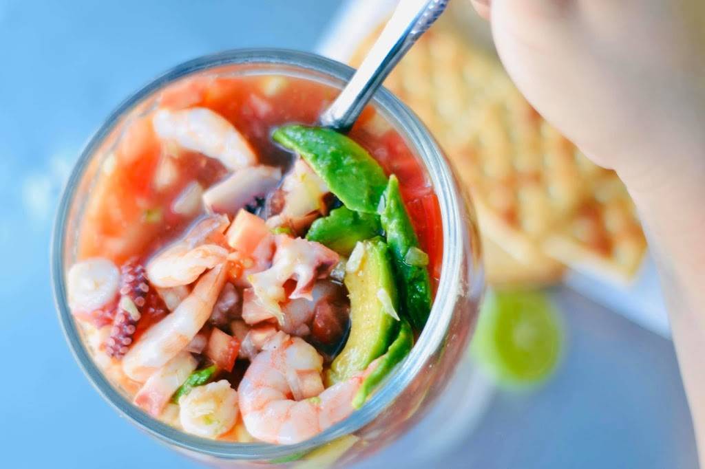 Antojitos Perez | meal takeaway | 4545 W Noble Ave unit b, Visalia, CA 93277, USA | 5595866933 OR +1 559-586-6933