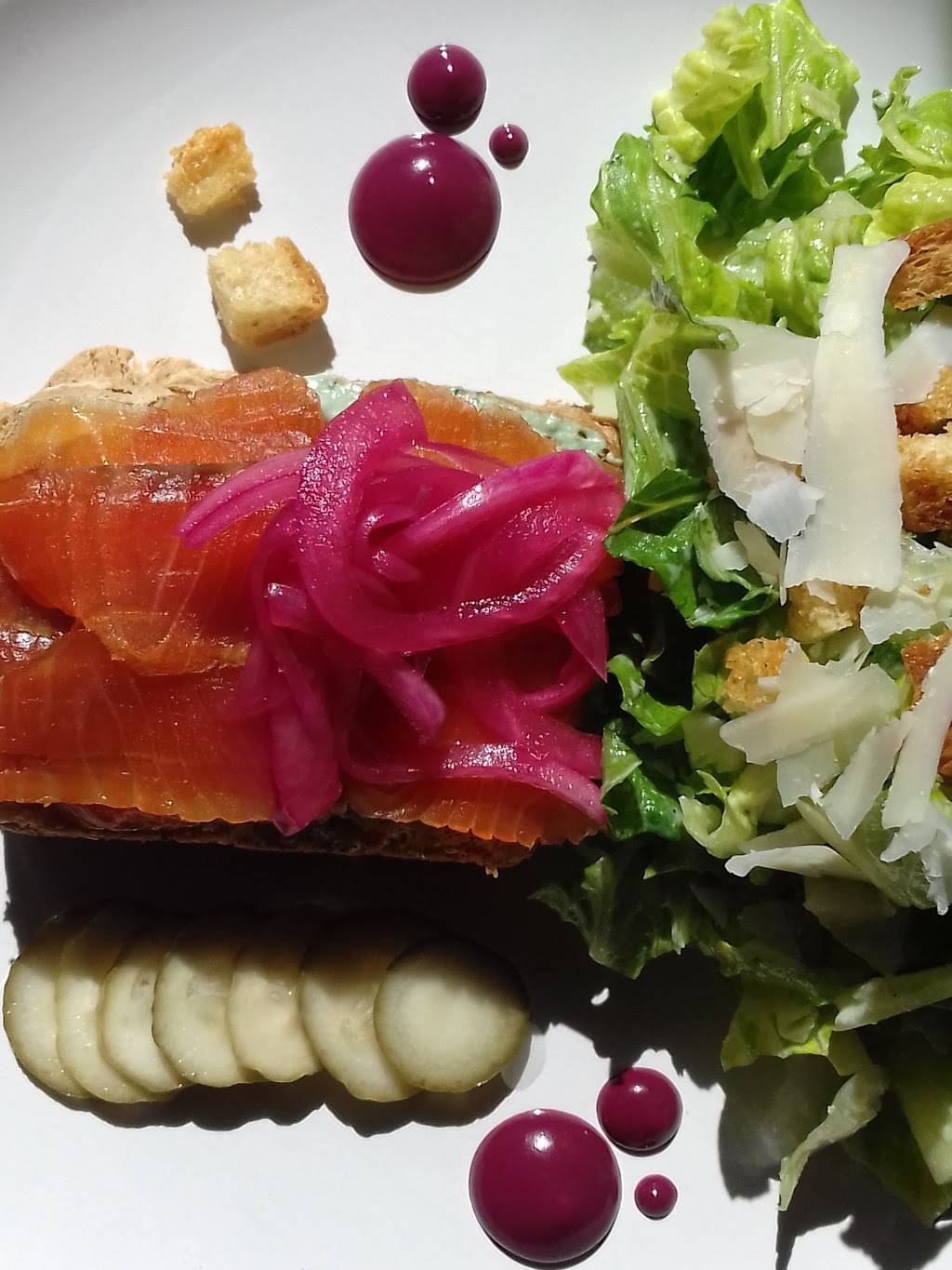 Lola Bistro | restaurant | 1100 Galveston Ave, Pittsburgh, PA 15233, USA | 4123221106 OR +1 412-322-1106